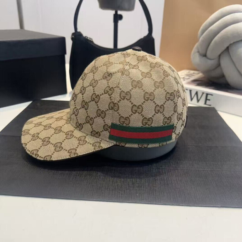 Gucci canvas baseball cap